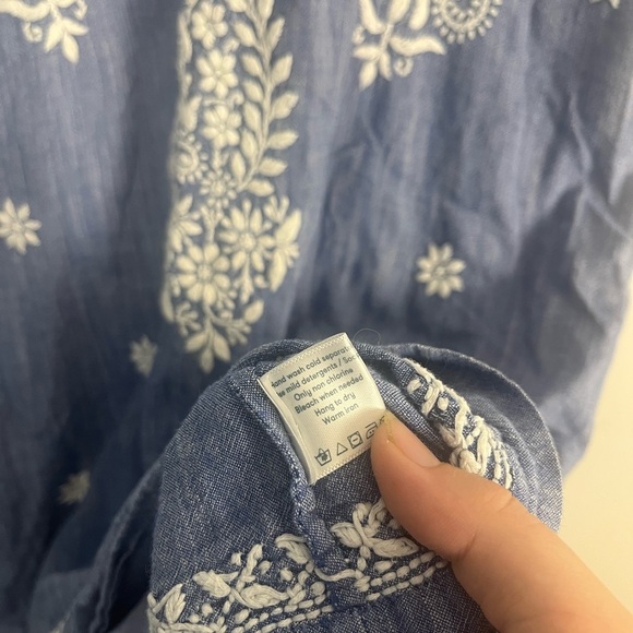 Roller Rabbit Faith Dress, Chambray denim white size medium cotton - Picture 6 of 9